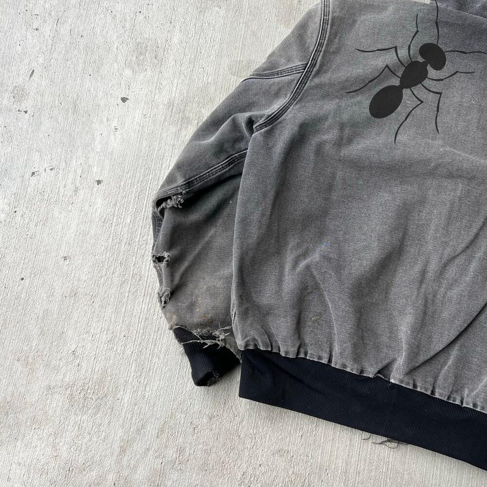 Carhartt faded black thrashed hooded work wear jacket - Picture 13 of 13